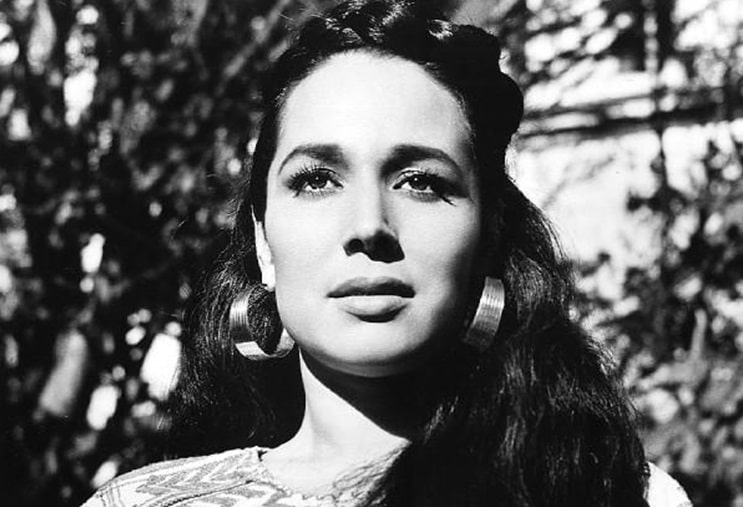 Muere la actriz y cantante Flor Silvestre; recordamos su legado | NOTICIAS  | Capital 21