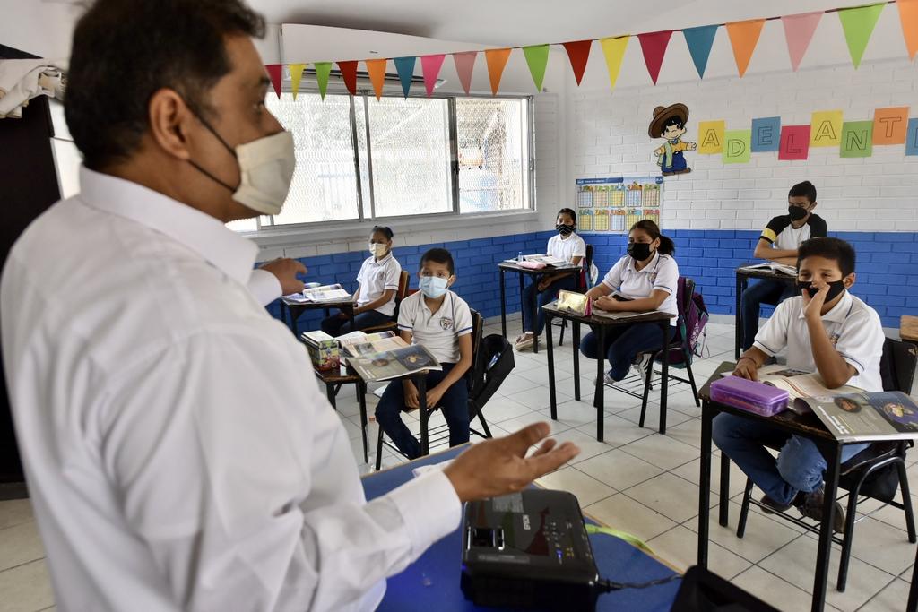 Solamente 2.5 de cada mil escuelas han presentado algún caso de COVID-19  leve: SSA | Capital 21 | NOTICIAS